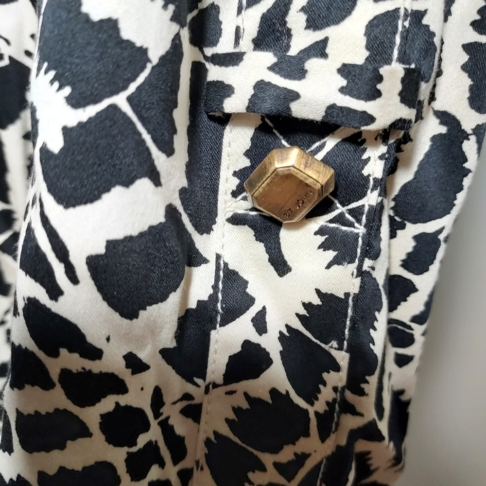 St. John Sport animal print belted shirt dress M - Picture 6 of 14